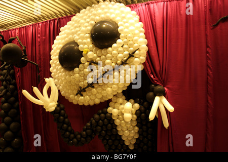 Halloween-Thema im MBK Shopping Center Stockfoto