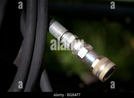 Hochdruck-Hydraulik-Schläuche und Stecker, verwendet in der Erntemaschine Hydraulik Stockfoto
