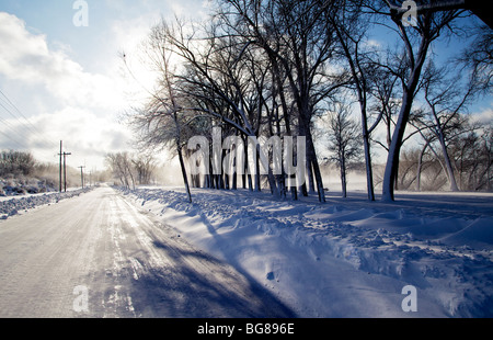 Wehenden Schnee und Dampf aus der noch nicht fixierten Lake Mendota bei Warner Park Boot starten in Madison, Wisconsin. Stockfoto