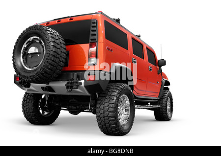 Roten Hummer H2 SUV mit benutzerdefinierten Fahrwerk und Räder mit Beschneidungspfad auf weißen Hintergrund isoliert Stockfoto
