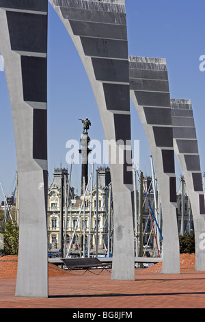 BARCELONA. Skulpturen, die die Segel eines Schiffes. Katalonien. Spanien. Stockfoto