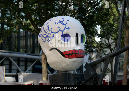 Platz Igor Strawinsky. Skulptur des Brunnens von Niki de Saint-Phalle und Jean Tinguely entworfen. kinetische Skulptur. Paris. Stockfoto