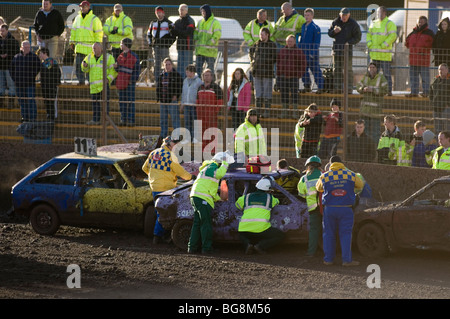 Banger Banger racing Rennen Rennwagen Stock-Car zerschlagen, Zerschlagung smash Crash beschädigt Abstürze Wracks Wracks Junk-Vollkontakt Wr Stockfoto