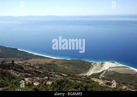 REPUBLIK VON ALBANIEN. Drymades Strand in der Nähe von Dh ' Rmiu an der Ionischen Küste, nördlich von Himara. Blick von der Mountain Pass. Stockfoto
