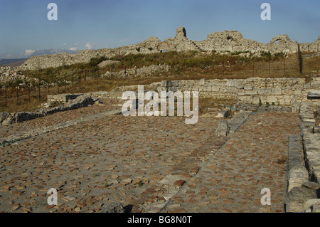 Byllis archäologische Stätte. Ruinen der Kathedrale. Albanien. Stockfoto