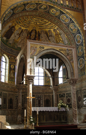 Euphrasius-Basilika. Ziborium 1227 gebaut.  Porec. Kroatien Stockfoto