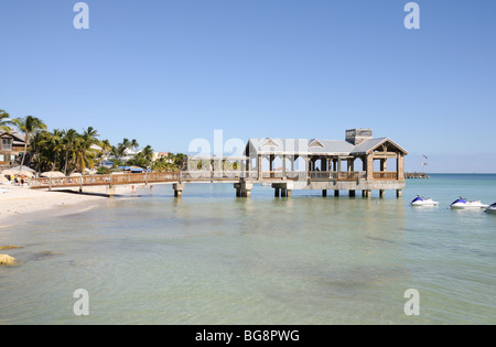 Pier am Strand in Key West, Florida USA Stockfoto