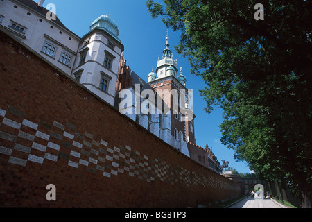 Polen. Krakow.Castle Wawel. Details des inneren Gerichtes von F. DELLA LORA im Jahre 1516 im Stil der italienischen Renaissance errichtet. Von außen. Stockfoto