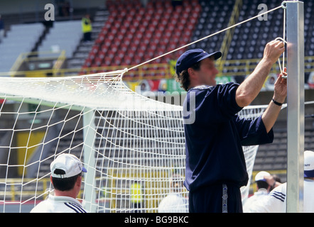 Football-Spieler den Ball Stockfoto