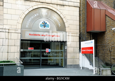 Unfall & Notfall Eingang am Moorfields Eye Hospital Islington London England UK Stockfoto