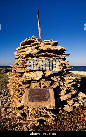 Kalkstein Cairn zum Gedenken an 1629 Wrack der Batavia, Western Australia Stockfoto