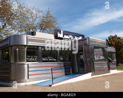 Das Hollywood Diner in Filmen wie Levinsons "Diner" und "Liberty Heights" sowie "Schlaflos in Seattle" vorgestellt. Stockfoto