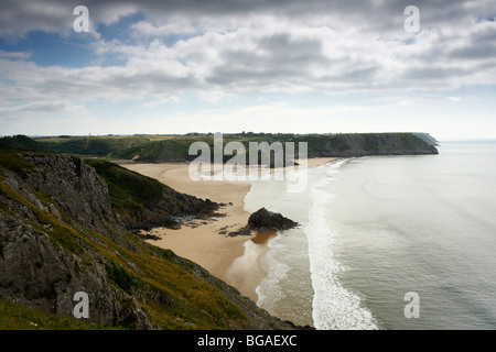 Blick nach Osten über Three Cliffs Bay in Richtung Pennard Cliffs, Gower Peninsula, South Wales U.K Stockfoto