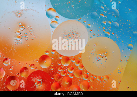 Öl und Wasser Stockfoto