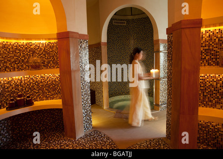 Spa und Wellness im Hotel The Ritz-Carlton, Dubai, Vereinigte Arabische Emirate Stockfoto