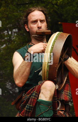 Rapalje, traditionelle niederländische folk-Band auf der Bühne Stockfoto