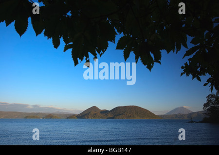 Japan, Insel Hokkaido, Shikotsu-Toya-Nationalpark, Lake Toya (Toya Ko) Stockfoto