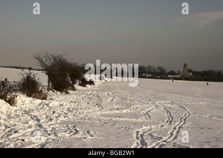 Schnee fällt in den South Downs National Park. Stockfoto
