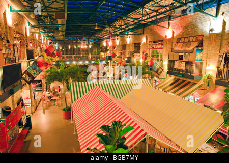 Innere des Forks Market - eine nationale historische Stätte in der Stadt von Winnipeg, Manitoba, Kanada. Stockfoto