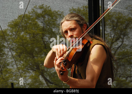 Rapalje, traditionelle niederländische folk-Band auf der Bühne Stockfoto