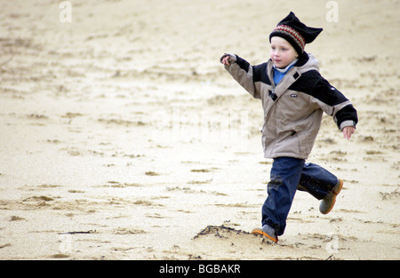 Fotografie des jungen Bewegung gesund im freien laufen aktive Kinder Stockfoto