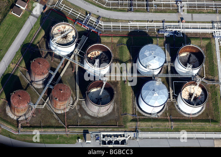 Größten Binnenhafen der Welt in Duisburg, Deutschland, am Rhein. Industriehafen für alle Arten von waren. Stockfoto