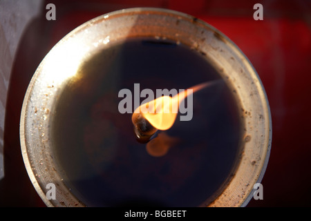 Öl-Kerze - Lama-Tempel Yonghegong, Peking, China Stockfoto