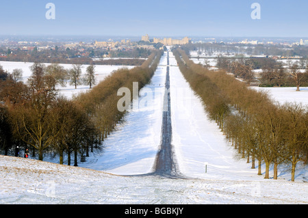 Windsor Castle im Winterschnee, England Stockfoto