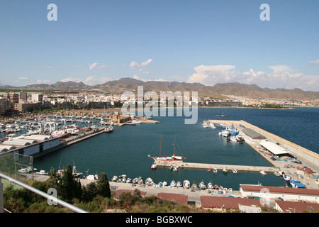 Puerto de Mazarrón Hafen und Strand in Murcia Spanien. Stockfoto