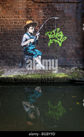 Banksy Bild von Huckleberry Finn Charakter neue Graffiti in Camden Lock auf Grand Union cannal London UK. Stockfoto