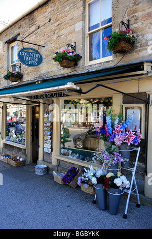 Straße Szene Burford georgischen Stadt Oxfordshire Cotswolds England UK Stockfoto