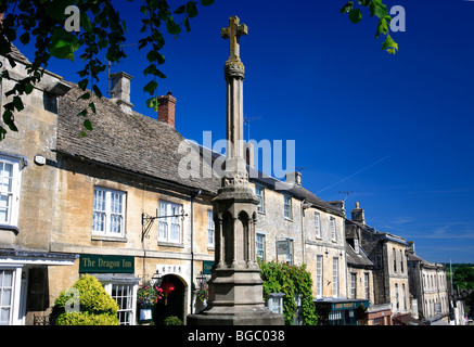 Straße Szene Burford georgischen Stadt Oxfordshire Cotswolds England UK Stockfoto