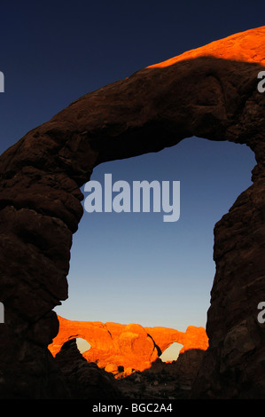 Turret Arch, Süd-Fenster, Arches-Nationalpark, Moab, Utah, USA Stockfoto