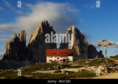 Dreizinnen-Hütte Berghütte, Hochpustertal, Sextener Dolomiten, Südtirol, Italien, Europa Stockfoto