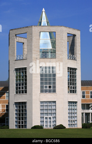 Moller Zentrum Churchill College Cambridge Universität Cambridge. Markante Architektur Turm. Stockfoto