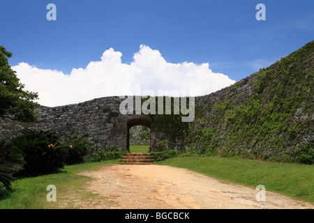 Zakimi Burg, Yomitan, Okinawa, Japan Stockfoto