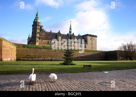 Schloss Kronborg in Helsingør (auf Englisch auch bekannt als Elsinore) auf der Insel Seeland (Sjælland) in Dänemark Stockfoto