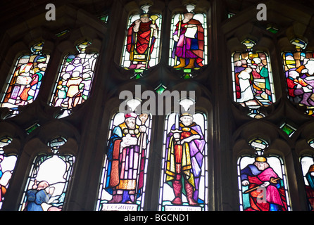 Glasfenster in The Cathedral Church of Christ und die selige Maria der Jungfrau von Worcester Stockfoto