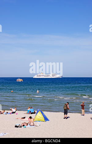 Cruise Liner MS Europa Verankerung aus Binz, Insel Rügen, Mecklenburg-West Pomerania, Deutschland Stockfoto