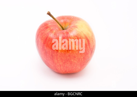 Goldenen, roten Apfel vor weißem Hintergrund. Ein Jonagold aus Golden delicious angebaut. Stockfoto