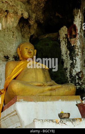 Laos; Luang Prabang; Buddha Bild in der unteren Pak Ou-Höhle Stockfoto