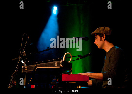 Der US-Singer-Songwriter Laura Gibson Leben in der Schueuer Concert Hall, Luzern, Schweiz Stockfoto