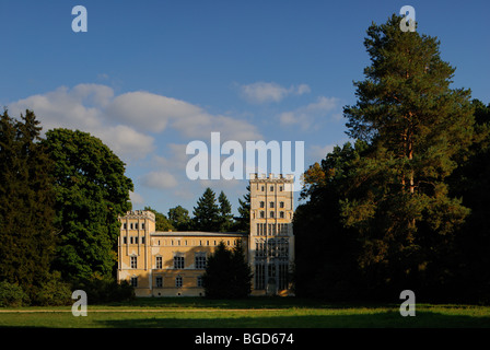 Kavaliershaus. Schloss auf der Pfaueninsel, Pfaueninsel, im Fluss Havel Wannsee See. UNESCO-Welterbe. Wannsee, Berlin. Stockfoto