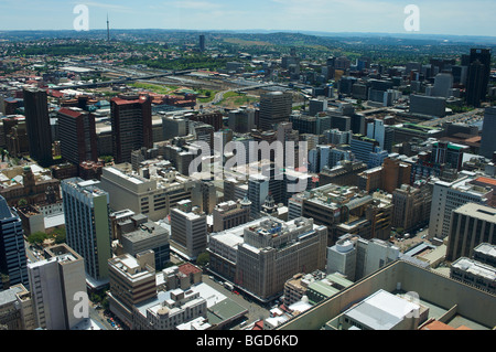 Nordwest-Blick von oben von Carlton Centre, Johannesburg, Südafrika, der Innenstadt von Johannesburg Stockfoto