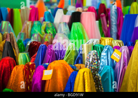 Material für Karneval im Hafen von Spanien Trinidad Stockfoto