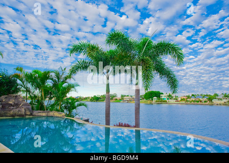 Infinity-pool Stockfoto