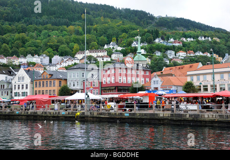 Fischmarkt in Bergen, Norwegen, Skandinavien, Nordeuropa Stockfoto