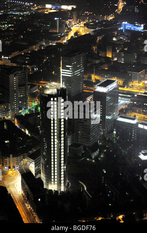 Luftaufnahme, RWE Turm Evonik, Essen, Ruhrgebiet-Bereich, Extraschicht 2009 Kulturfestival, Nachtflug, Nordrhein-Westphal Stockfoto