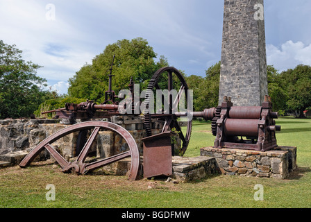 Überreste einer dampfbetriebenen Zuckerrohr drücken, Estate Laune Museum, St. Croix Island, US Virgin Islands, United States Stockfoto