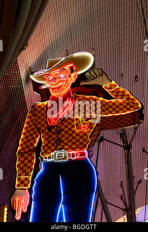 Vegas Vic, die berühmte Cowboy Figur in Fremont Street im alten Las Vegas, Nevada, USA Stockfoto